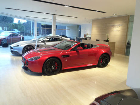 Aston Martin Pangbourne - car display