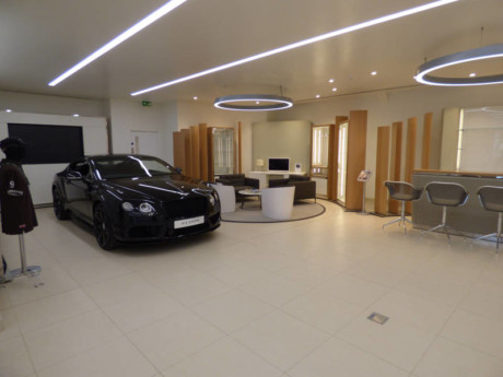 Bentley Pangbourne - customer lounge