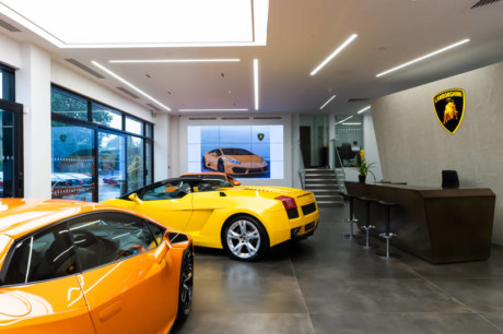 Lamborghini Pangbourne - car display