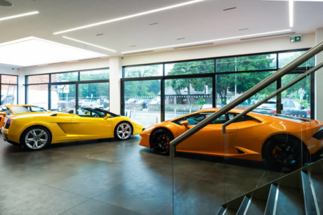Lamborghini Pangbourne - car display