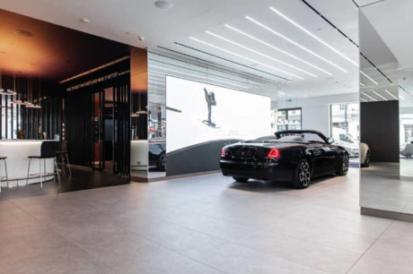 Rolls Royce Mayfair bar and car display