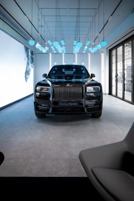 Rolls Royce Mayfair Kinetic Light