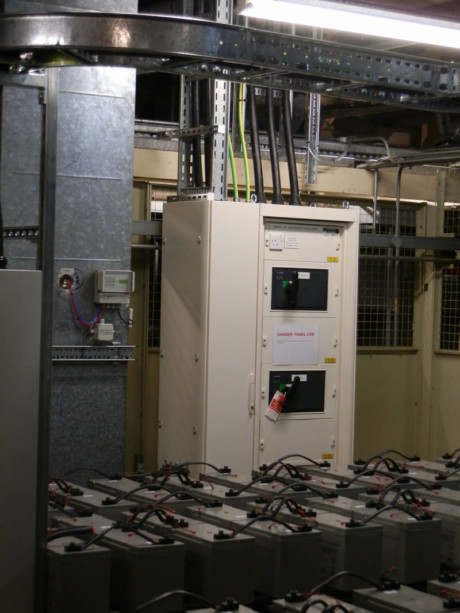 800amp UPS power supply cabling and installation